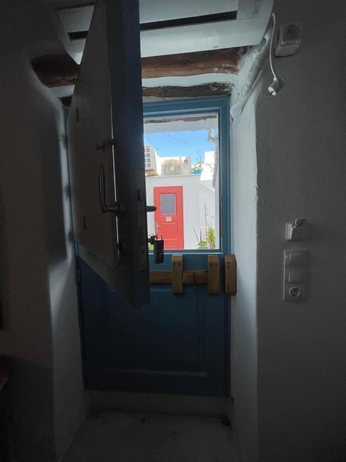 فندق Burgos Barrio Naxos City المظهر الخارجي الصورة