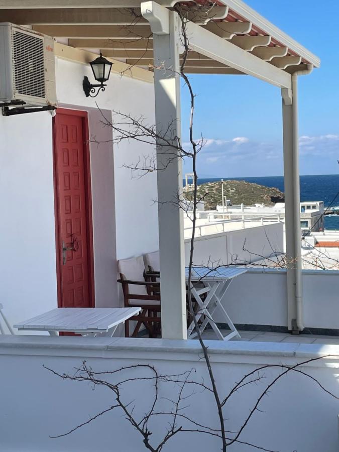 فندق Burgos Barrio Naxos City المظهر الخارجي الصورة