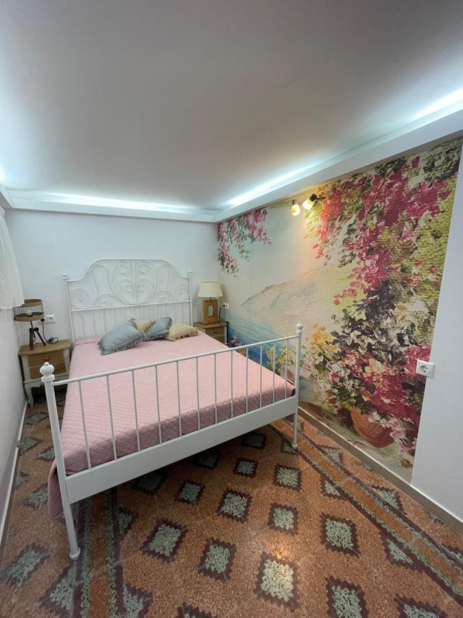 فندق Burgos Barrio Naxos City المظهر الخارجي الصورة