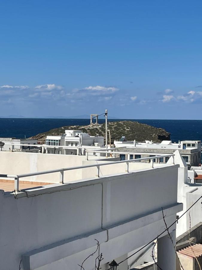 فندق Burgos Barrio Naxos City المظهر الخارجي الصورة