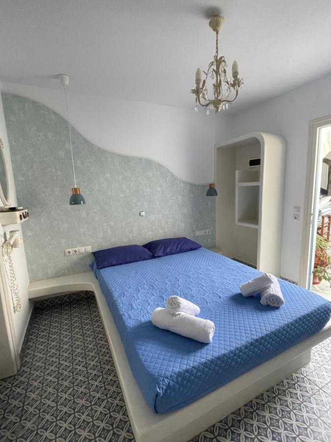 فندق Burgos Barrio Naxos City المظهر الخارجي الصورة