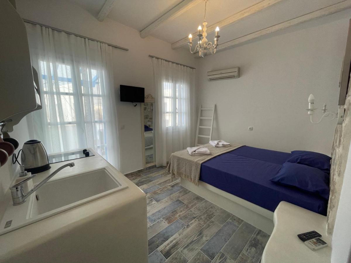 فندق Burgos Barrio Naxos City المظهر الخارجي الصورة