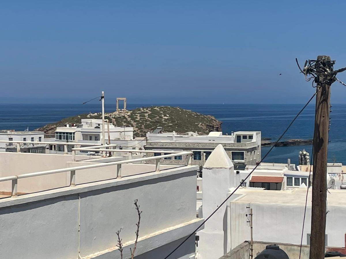 فندق Burgos Barrio Naxos City المظهر الخارجي الصورة