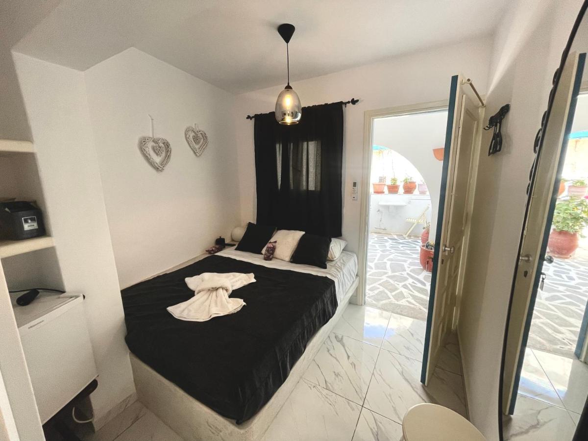 فندق Burgos Barrio Naxos City المظهر الخارجي الصورة